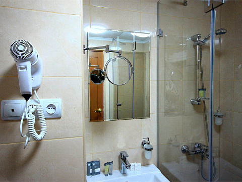 Санаторий «Родник», Кисловодск. Основной корпус, номера